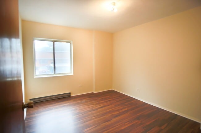 Building Photo - 1800 Jefferson Park Ave