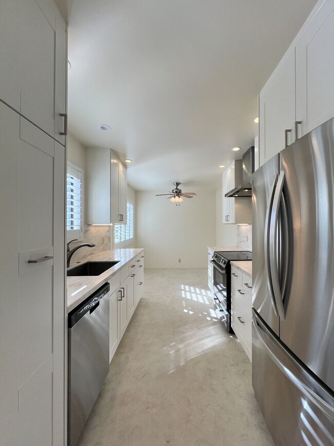 Building Photo - St. Helena – Spacious Two-Bedroom, Two-Bathroom Condo