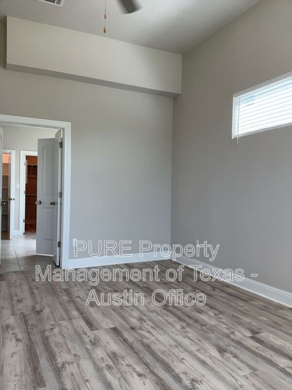 Building Photo - 308 Windom Way