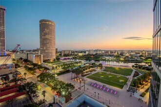 Building Photo - 777 N Ashley Dr