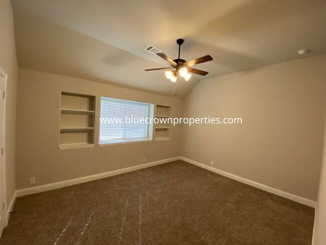 Building Photo - 5211 Pentridge Dr