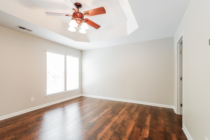 Building Photo - 130 N Arcadian Way