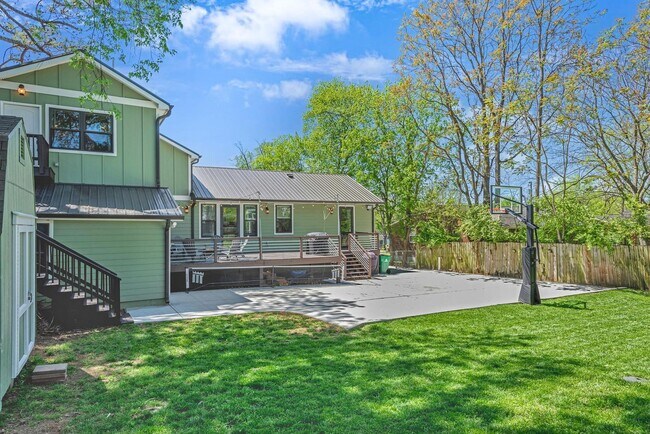 Building Photo - 6416 Edsel Dr