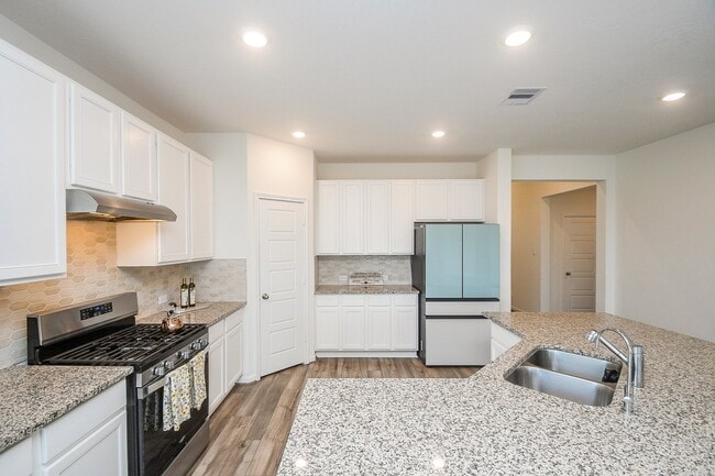 Building Photo - 3043 Kastania Ln