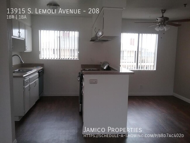 Building Photo - 13915 S Lemoli Ave