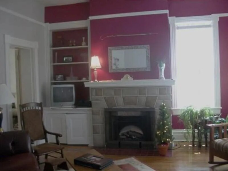 Building Photo - 19 Eagle St