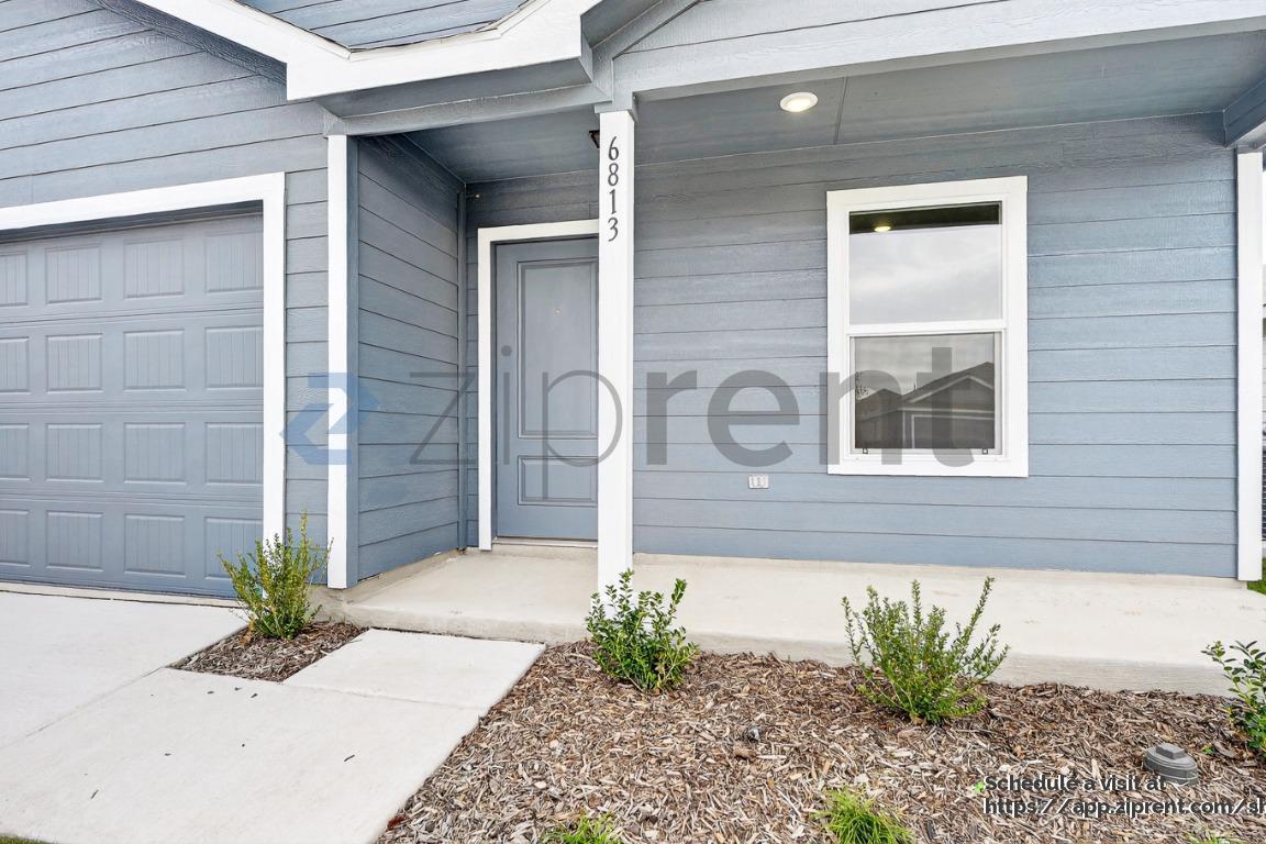 Building Photo - 6813 Haines Dr