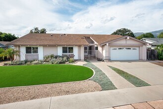 Building Photo - Spacious 4bd/2bth Home Available Now!