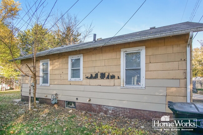 Building Photo - 3610 Vine St