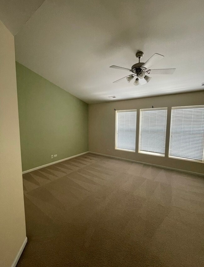 Building Photo - 24825 Gates Ct