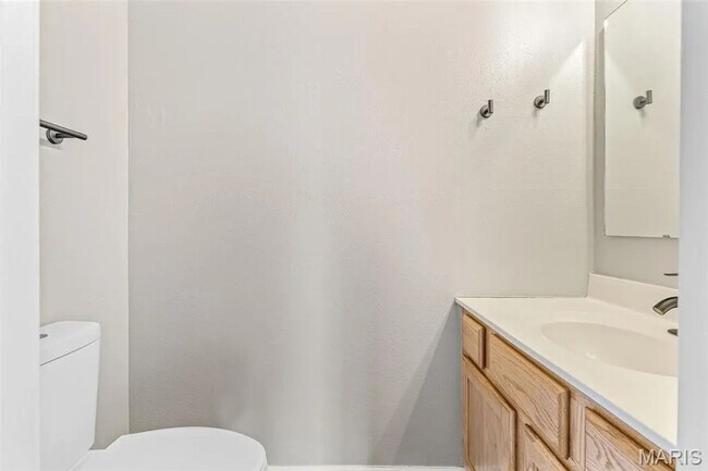 Building Photo - 489 Shade Tree Ln