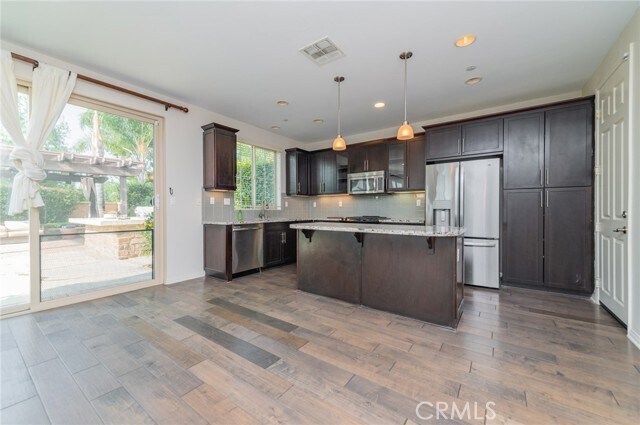 Building Photo - 166 Desert Bloom