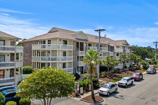 Building Photo - 2805B N Ocean Blvd