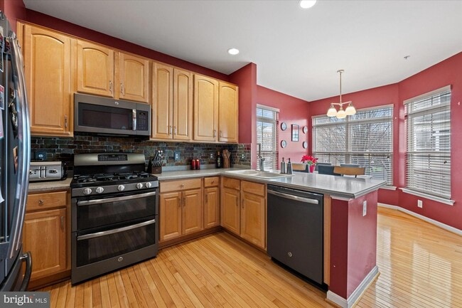 Building Photo - 210 Cameron Station Blvd