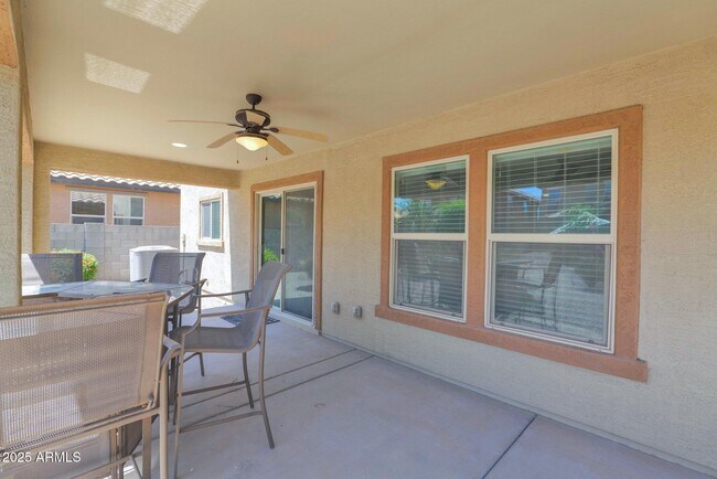 Building Photo - 40911 W Tamara Ln