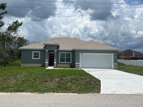 Building Photo - 409 Danube Dr