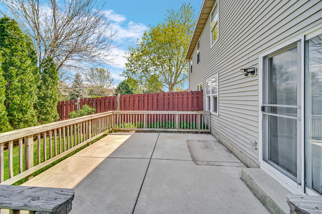 Building Photo - 417 Richmond Ct