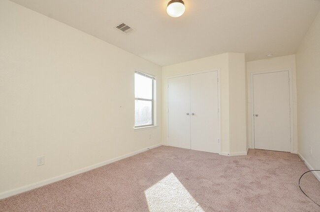 Building Photo - 22510 Auburn Valley Ln