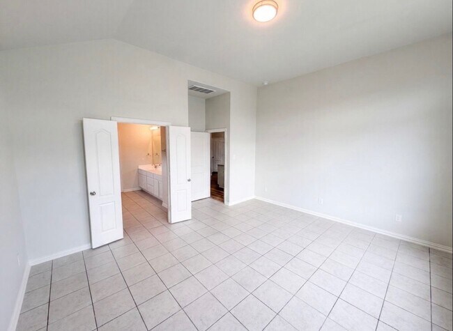 Building Photo - 7827 Amber Ct