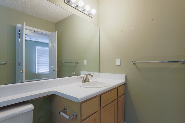 Building Photo - 4003 Ellisfield Dr
