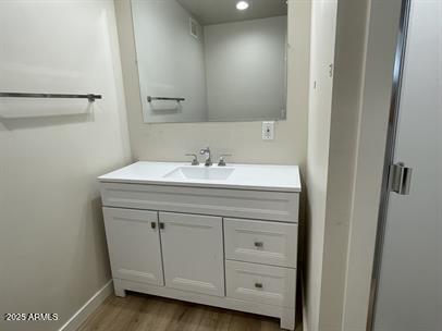 Building Photo - 2139 S La Rosa Dr