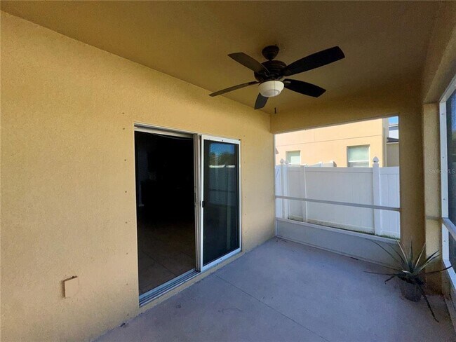 Building Photo - 2120 Song Sparrow Ct