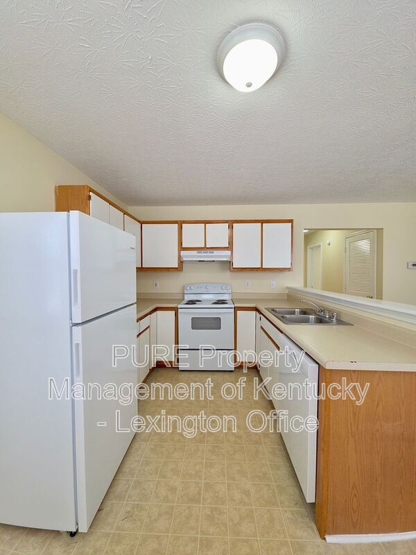 Building Photo - 264 Grinder Ct