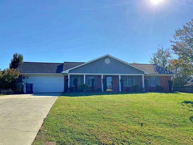 Building Photo - 220 Saddle Rock Ct