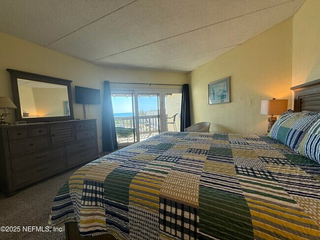 Building Photo - 5650 A1A S