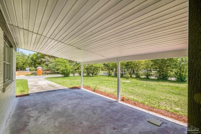 Building Photo - 1029 Kearny Dr