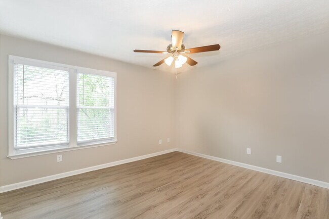 Building Photo - 1316 Candlelite Ln