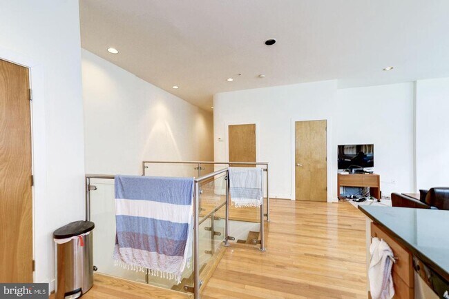 Building Photo - 2363 Champlain St NW