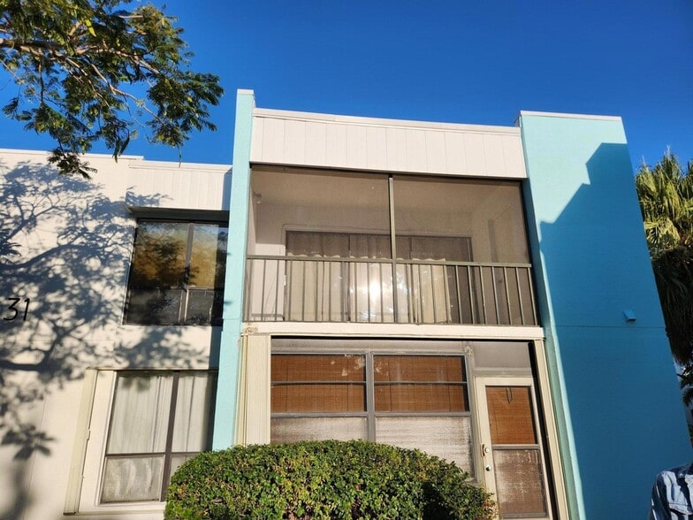 2nd. Fl. Balcony - 517 Dotterel Rd