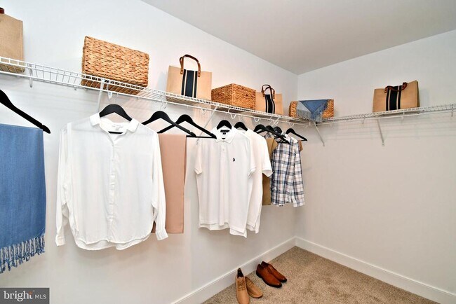 Building Photo - 200 Souders Wy