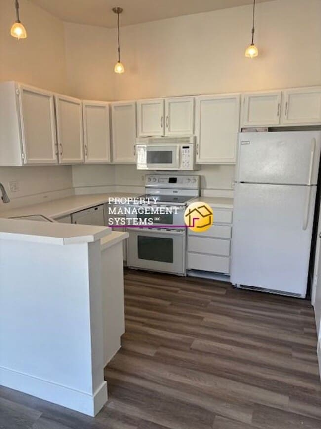 Building Photo - 2 Bedroom Condo in Taylorsville!