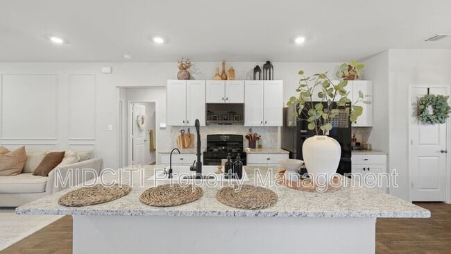 Building Photo - 2913 Brogan Creek