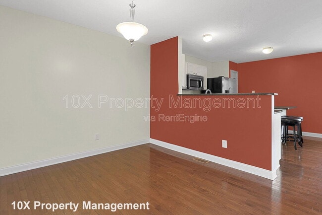 Building Photo - 1442 Bloomington Blvd