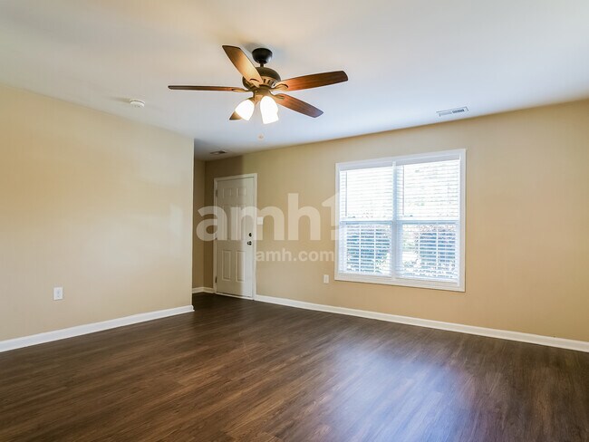 Building Photo - 87 Wolf Creek Ln