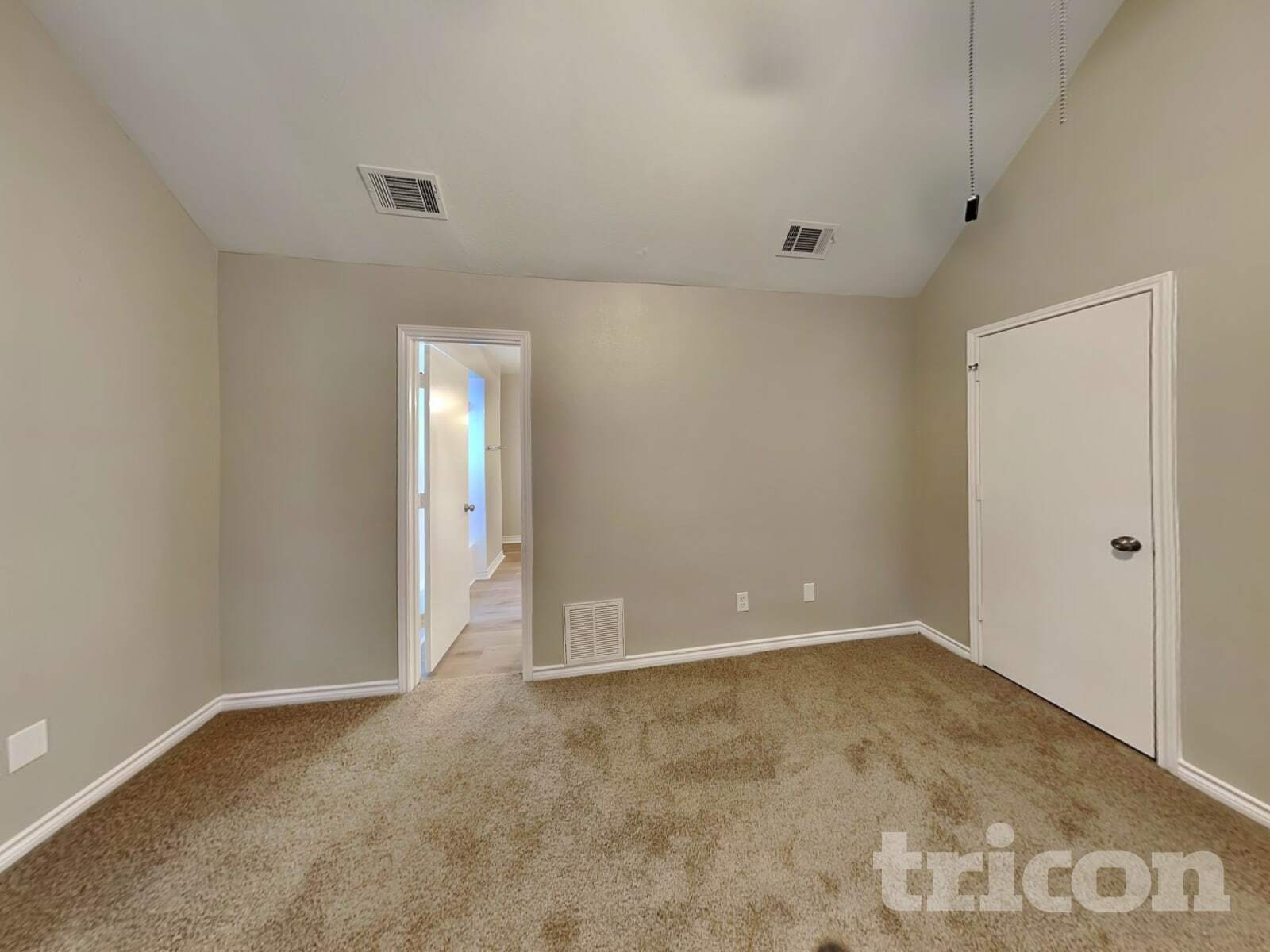 Building Photo - 2124 Glenn Ln