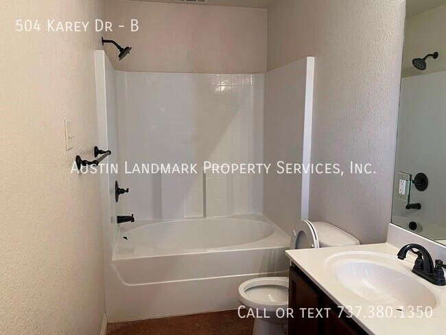 Building Photo - 504 Karey Dr