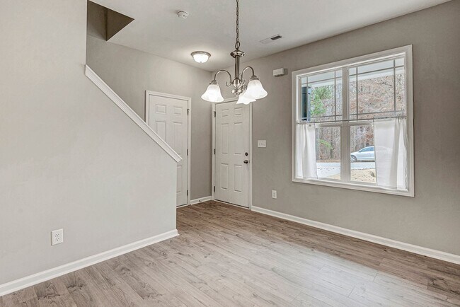 Building Photo - MOVE IN READY! BRAND NEW 4 bedroom 2.5 bat...