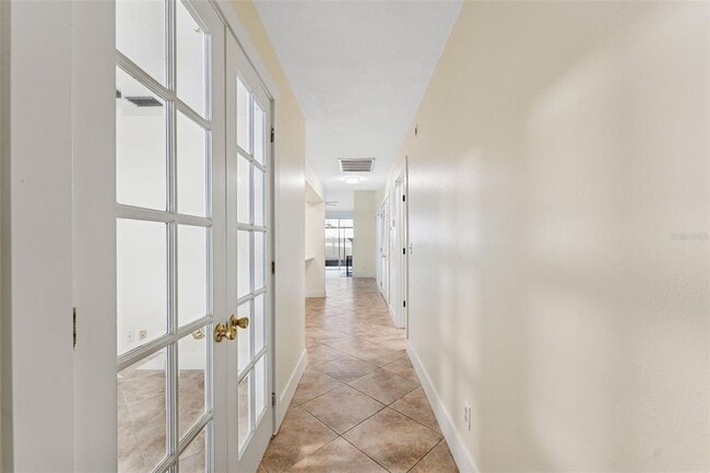 Building Photo - 16117 Rambling Vine Dr E