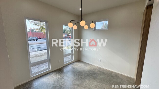 Building Photo - 42 Angelus St