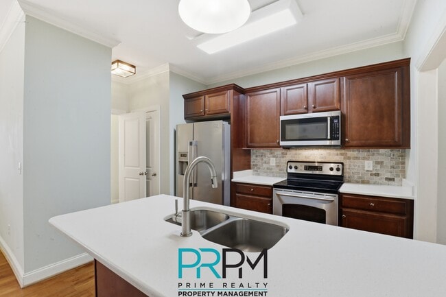 Building Photo - 208 A Anderson St