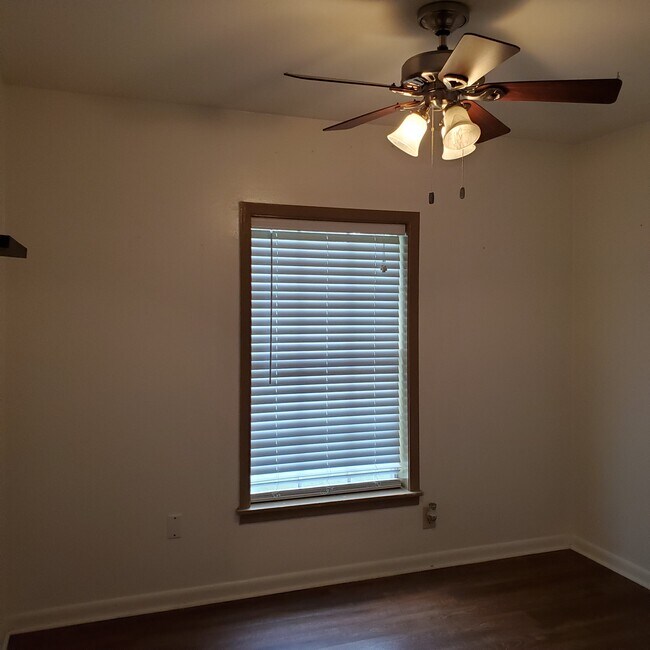 Bedroom 2 View 1 - 126 Nelda Dr