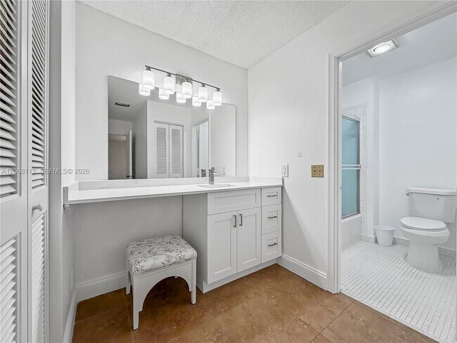 Building Photo - 21785 Cypress Dr
