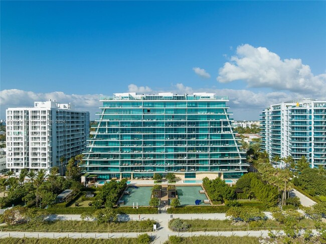 Building Photo - 9349 Collins Ave