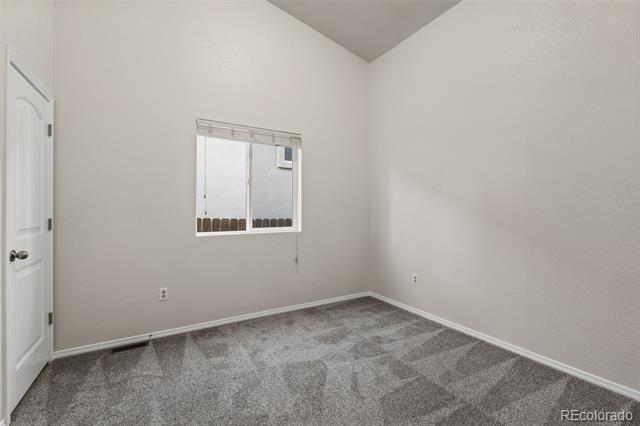 Building Photo - 2556 Hannah Ridge Dr