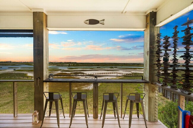 Building Photo - 456 Paradise Pointe Dr