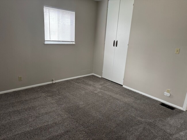 Building Photo - 3 Bedroom Single Family Home in Gahanna